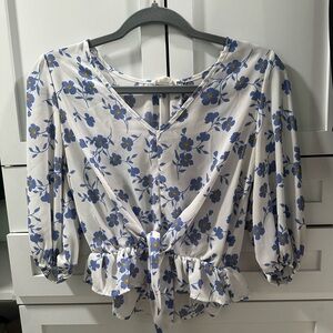 Sienna Sky Floral blue Top